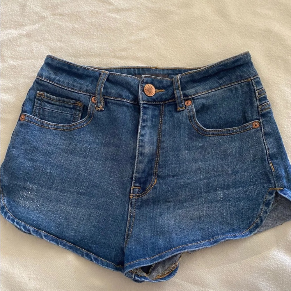Women’s jean shorts